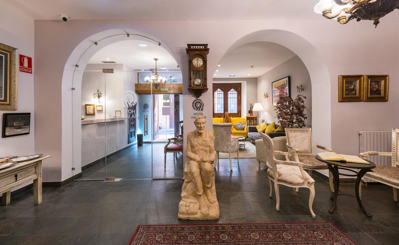 Hotel Alda Via Леон Екстериор снимка