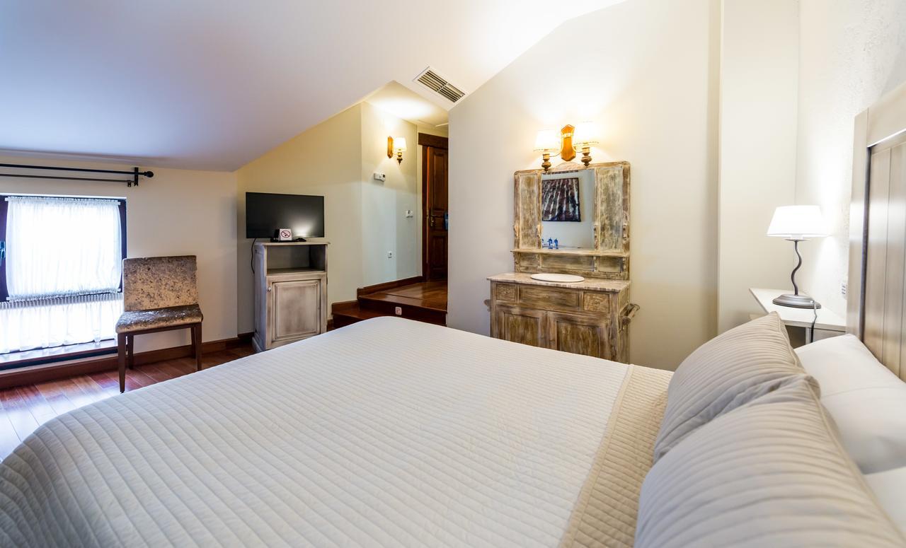 Hotel Alda Via Леон Екстериор снимка