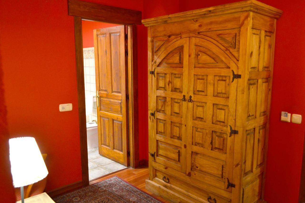 Hotel Alda Via Леон Екстериор снимка