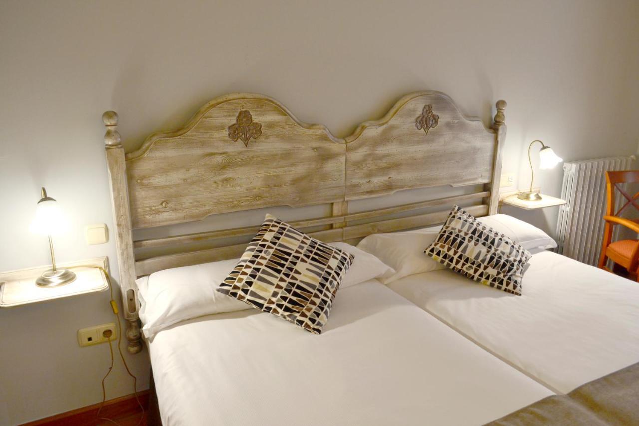 Hotel Alda Via Леон Екстериор снимка